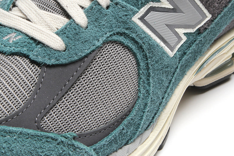 New Balance | 2002R Style # M2002REM Color : New Spruce / Magnet / Shadow Grey