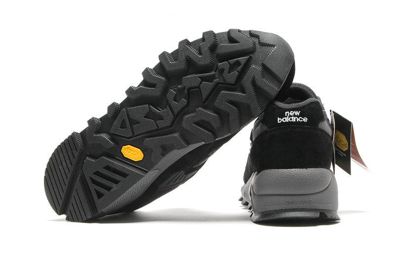 New Balance 580 Gore-Tex  Black / Magnet / Grey Matter