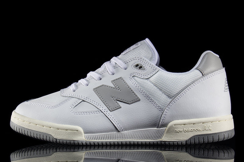 New Balance Numeric | 600 white