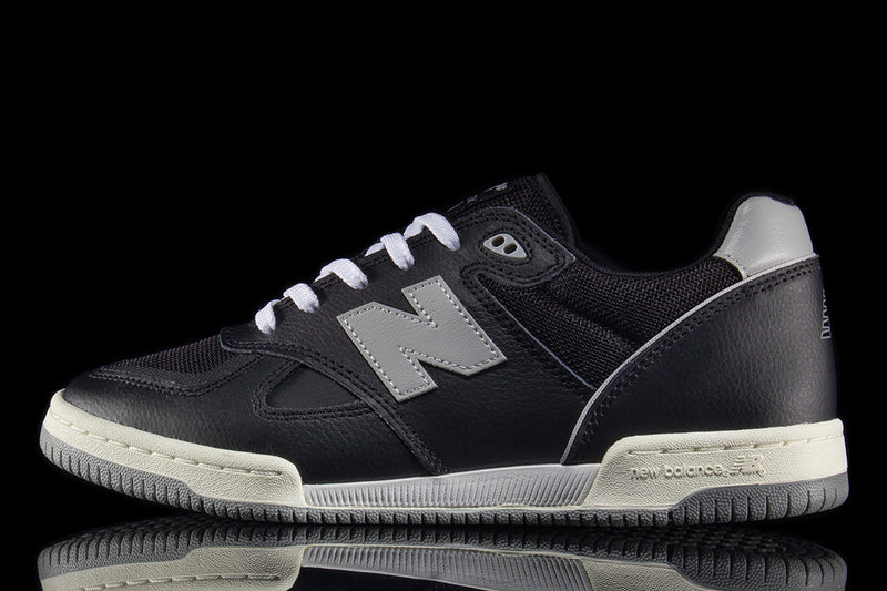 New Balance Numeric | 600