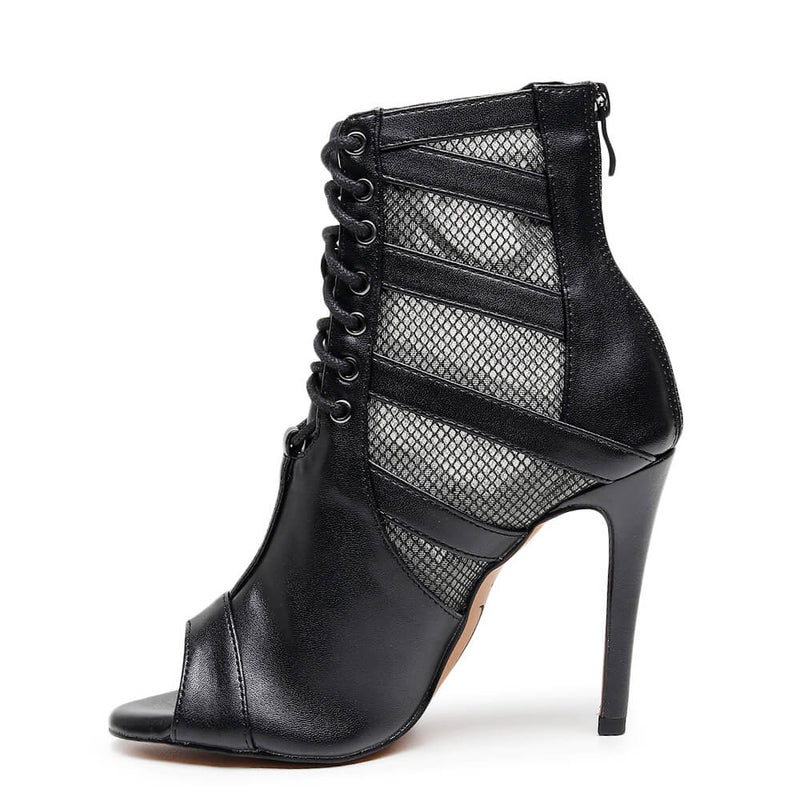 Bett - Black Vegan Leather - Street Sole