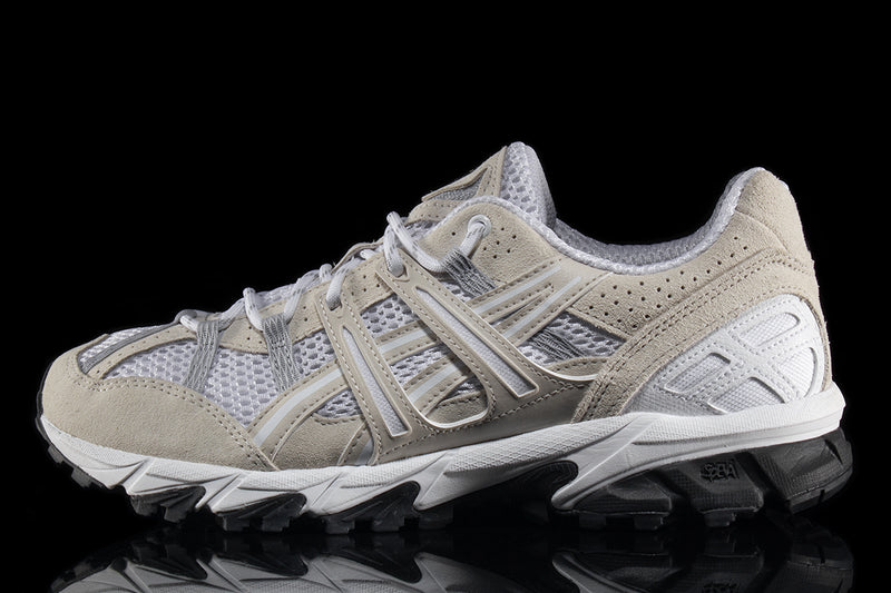 Asics | Gel-Sonoma 15-50 Style # 1201A438.101 Color : White / Smoke Grey