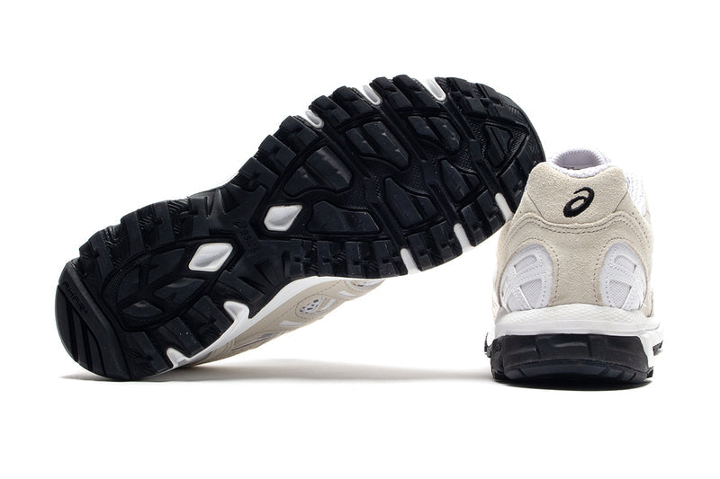 Asics | Gel-Sonoma 15-50 Style # 1201A438.101 Color : White / Smoke Grey