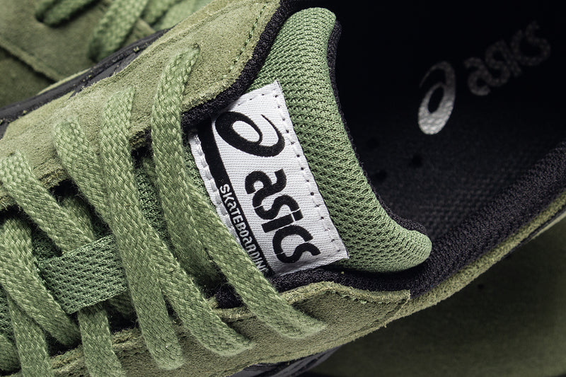 Asics | Gel-Vickka Pro Style # 1201A486.301 Color : Moss / Black