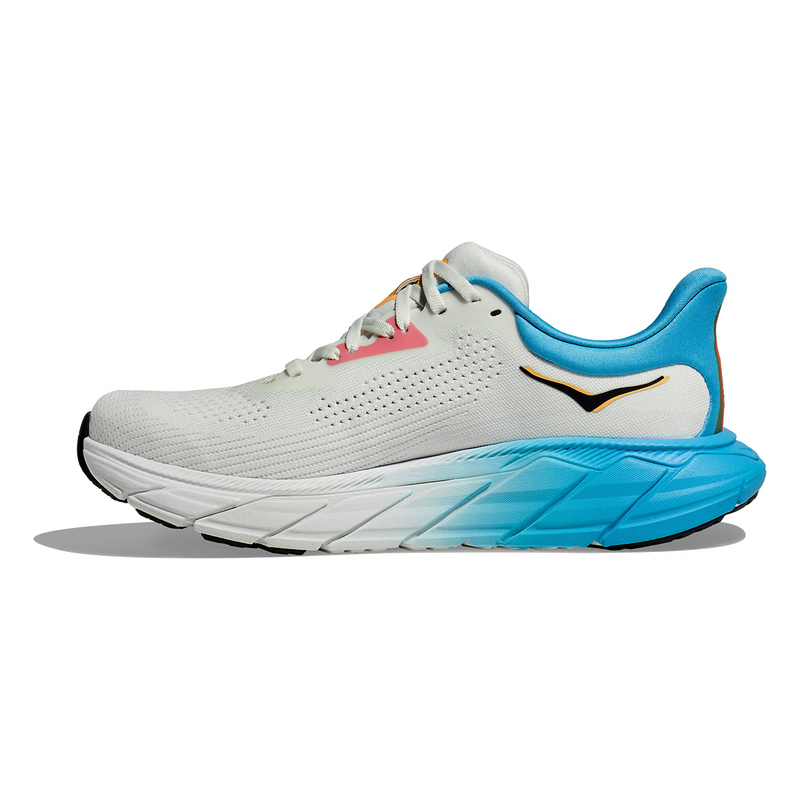 Hoka Arahi 7 - Blanc de Blanc - Swim Day