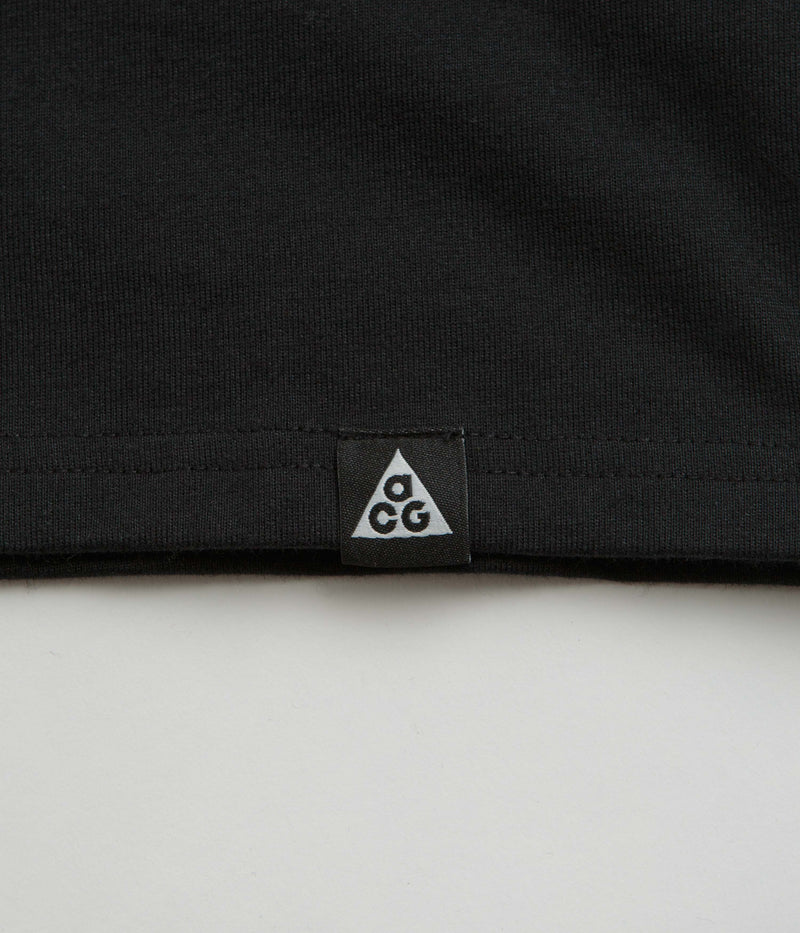 Nike ACG Hike Snacks T-Shirt in Black