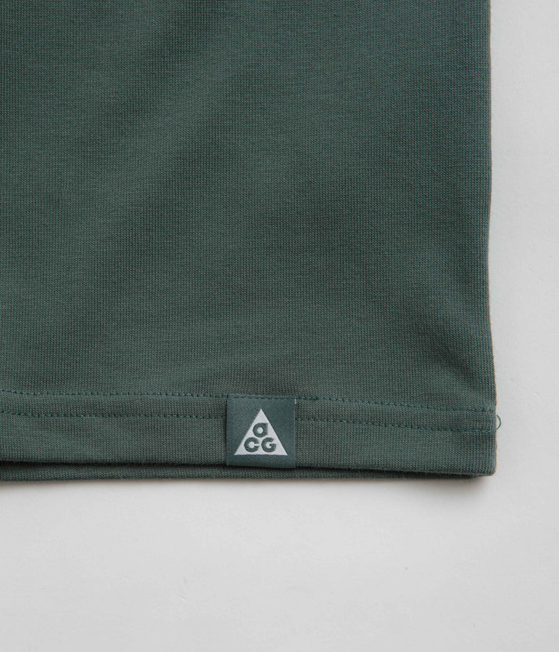 Nike ACG Pickinout T-Shirt in Vintage Green