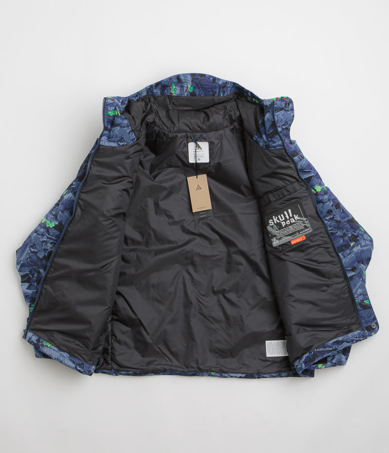 Nike ACG Skull Peak Full Zip Jacket in Midnight Navy and Black / Black / Summit White