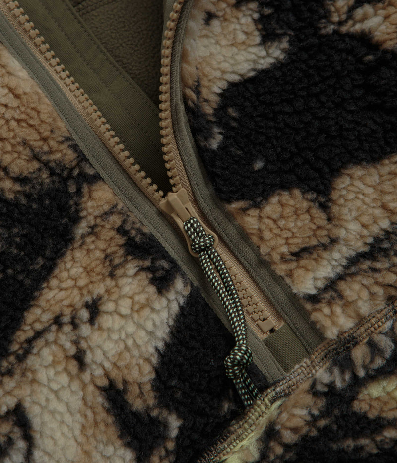 Nike ACG Windproof Half Zip Fleece in Parachute Beige and Summit White