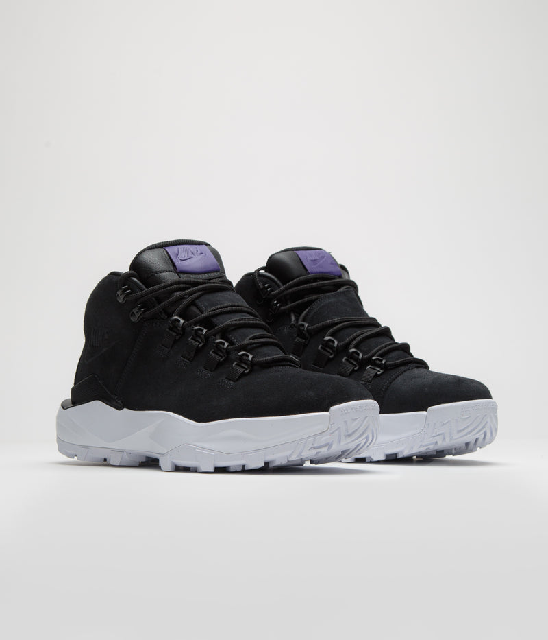 Nike Cygnal Shoes in Black and Court Purple and White - Black