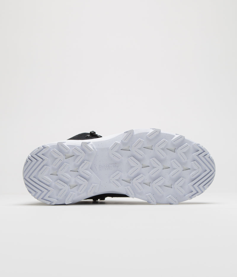 Nike Cygnal Shoes in Black and Court Purple and White - Black