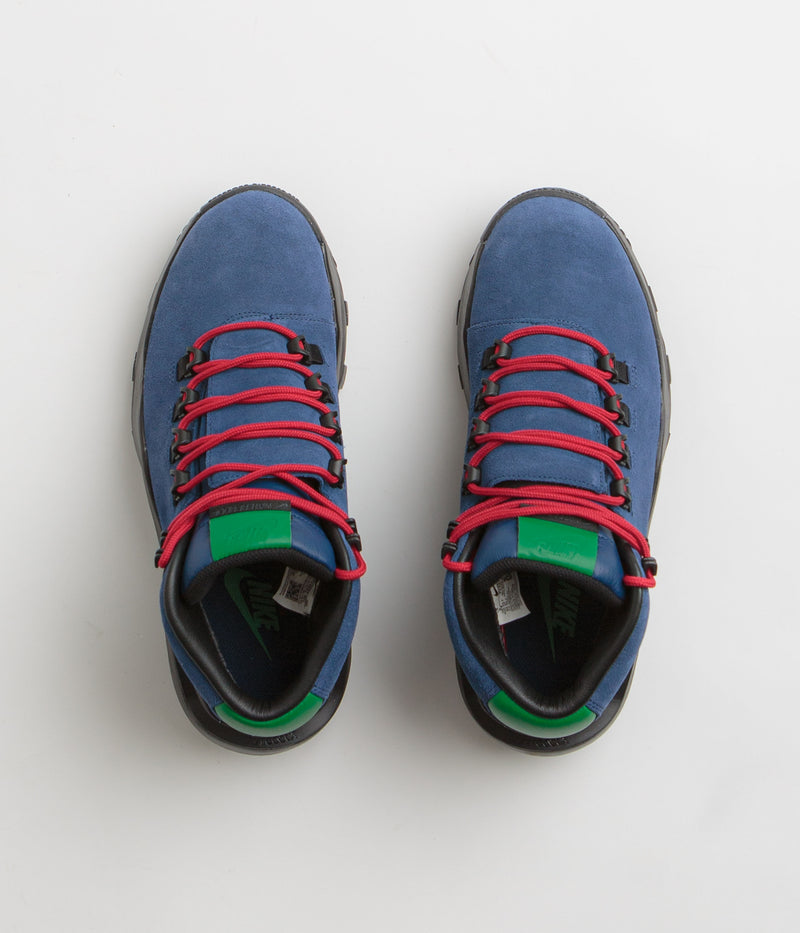 Nike Cygnal Shoes in Navy and Pine Green and Gym Red - Black