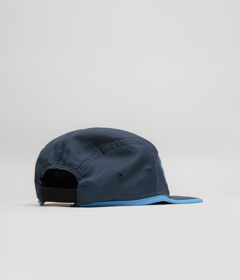 Nike Fly Cap in Thunder Blue and University Blue / Black