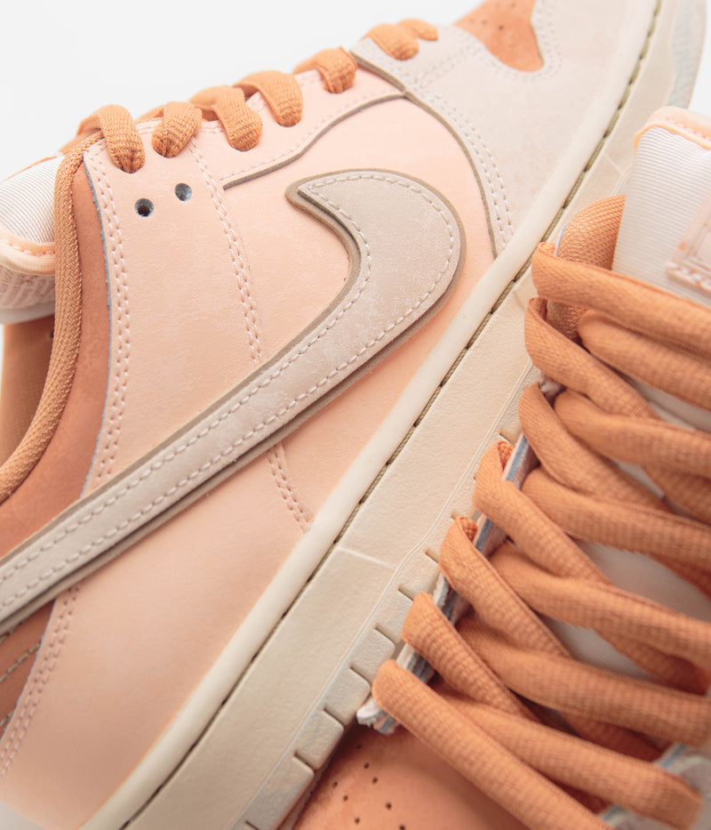 Nike SB Dunk Low Pro Premium 'Trocadero Gardens' Shoes in Amber Brown and Guava Ice and Crimson Tint - Hemp