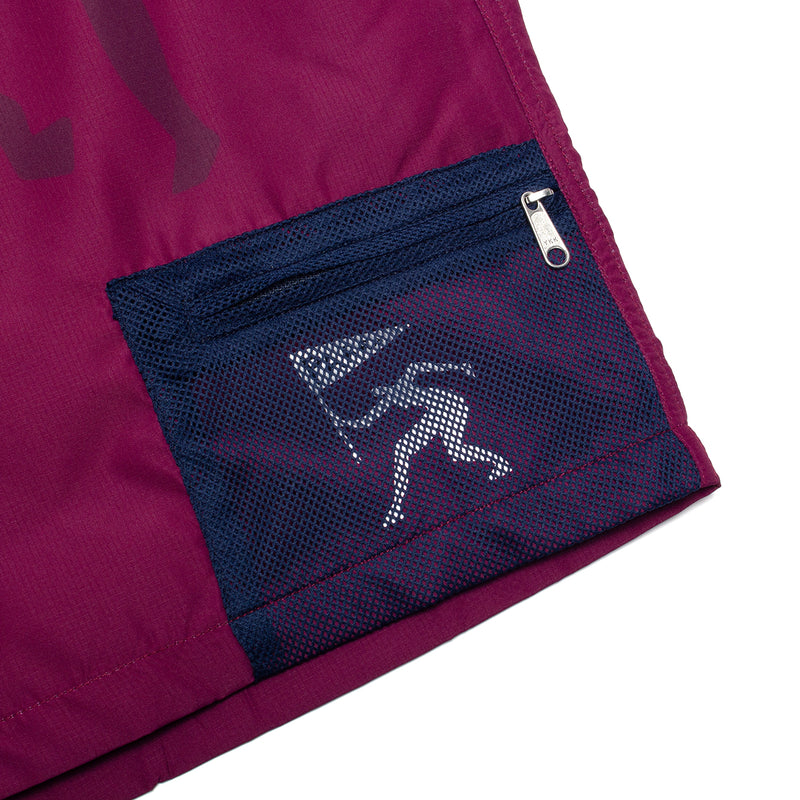 by Parra | Short Horse Shorts