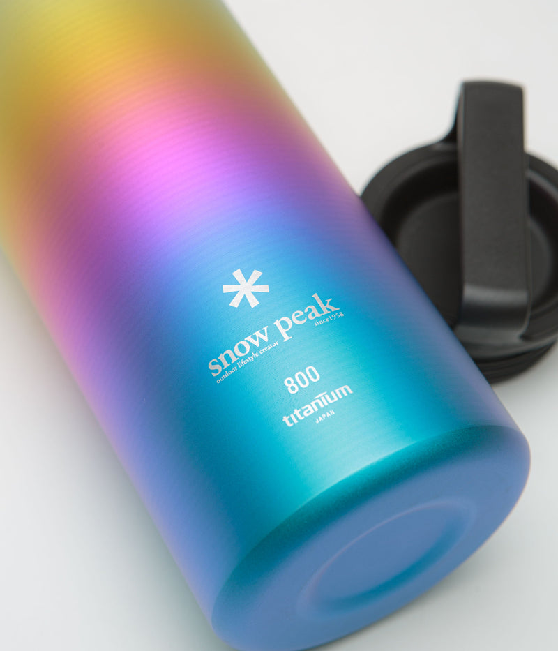 Snow Peak Titanium Aurora 800ml Bottle in Rainbow