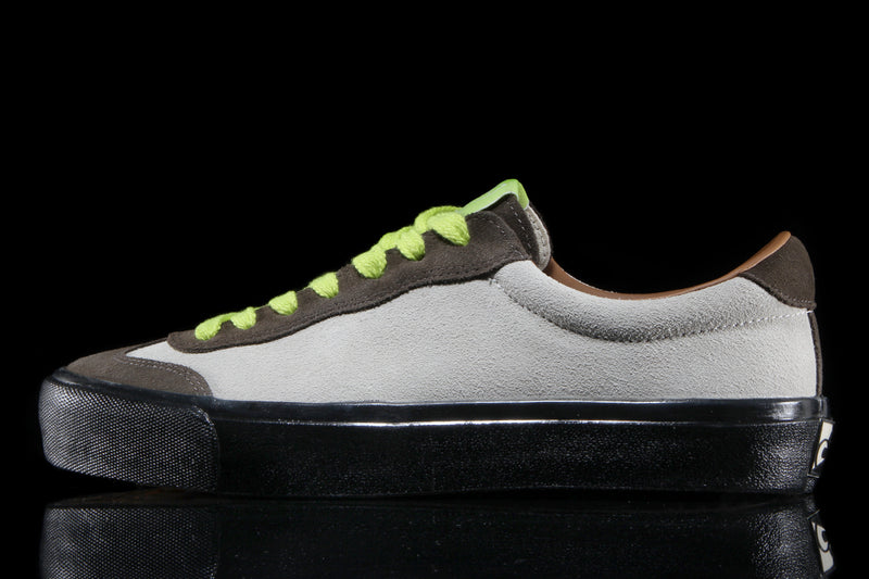 Last Resort AB | VM004 Milic Lo Color : Olive / Cream