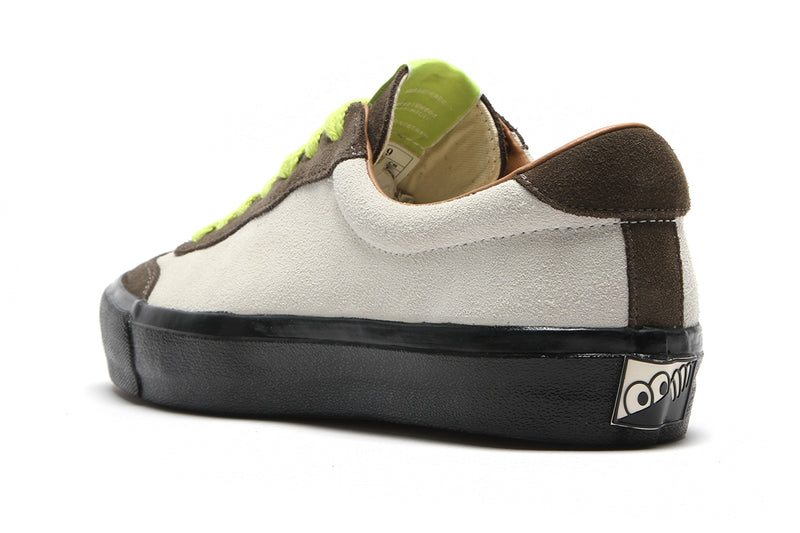 Last Resort AB | VM004 Milic Lo Color : Olive / Cream