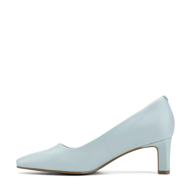 Women's Total Motion Merida Classic Dress Pumps