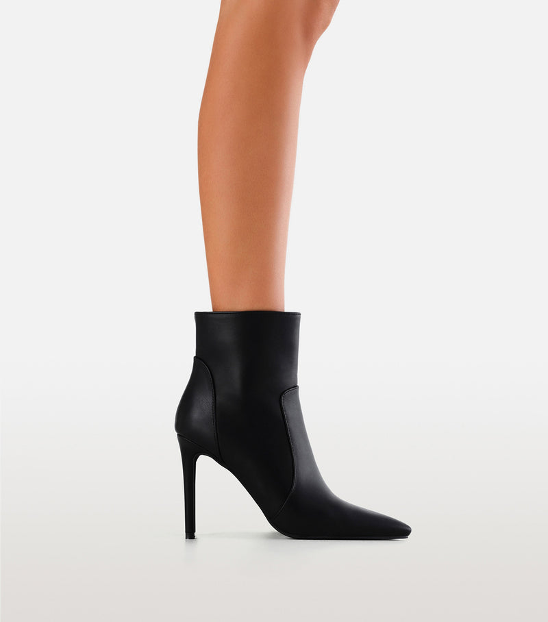 XYLA - BLACK-Boots-Billini-Billini